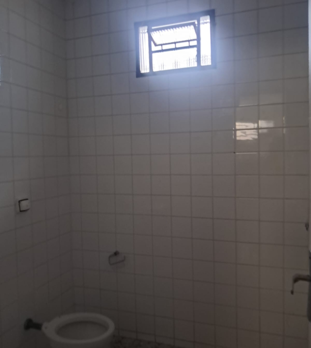 C3821 16.jpeg